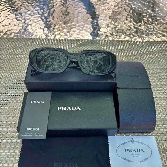 Prada Glasses - Picture 6 of 7
